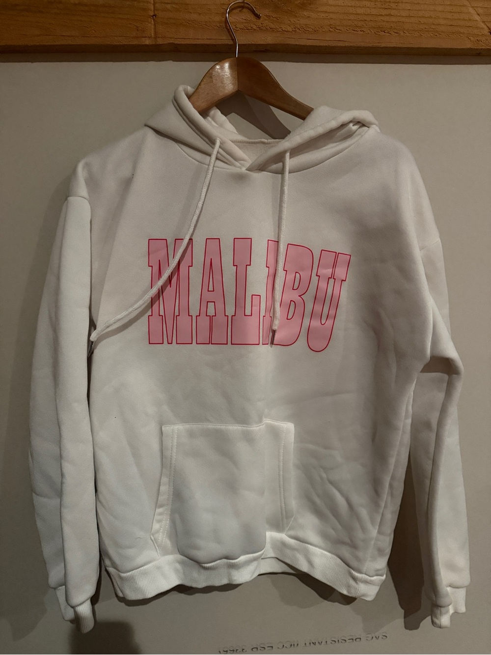 White Hoodie Sweater with Pink "MALIBU" Graphic